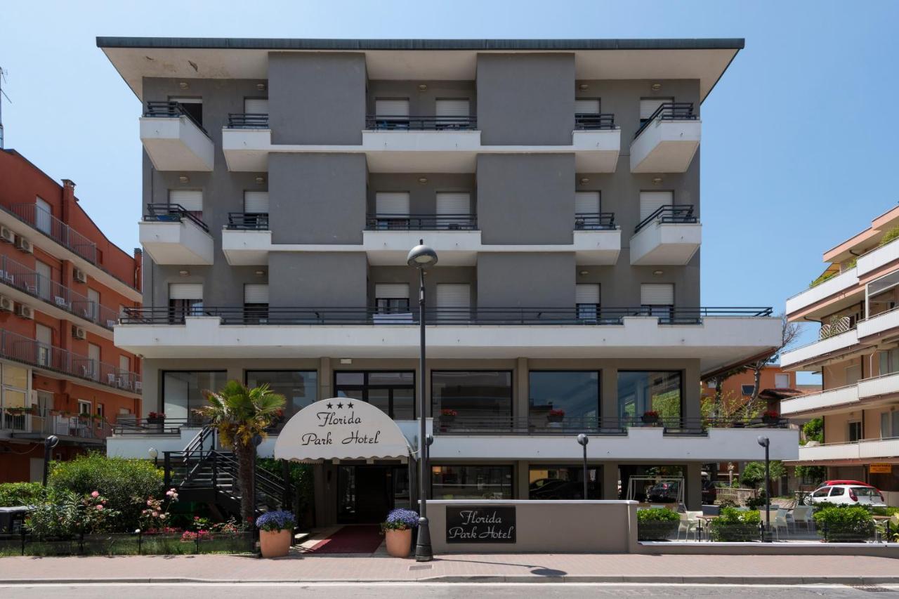 Florida Park Hotel Белларія-Іджеа-Марина Екстер'єр фото